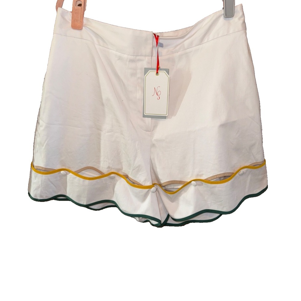 NWT Antonio Melani x The Nat Note Zoe Collection white Scalloped Shorts size 10